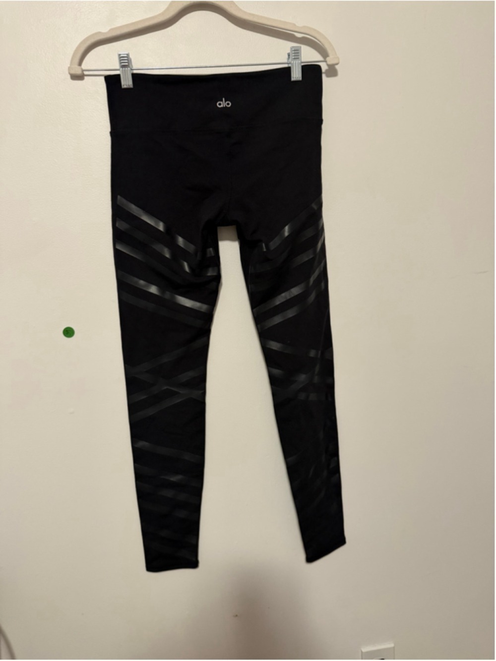 Alo Yoga Black High Waist Mesh Gloss Stripe Leggings Women's Size Small - Picture 4 of 5